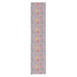 Stylish floral pattern with flowers short table runner