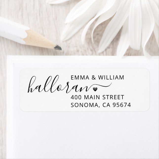 Stylish Modern Couples Return Address Label (Insitu)