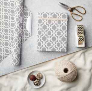 Stylish Moroccan Ivory Quatrefoil Lattice Pattern Wrapping Paper