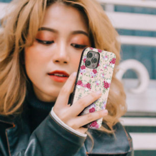 Stylish pink and red floral vintage pattern iPhone 11Pro max case