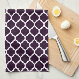 Stylish Plum Purple Moroccan Quatrefoil Pattern Tea Towel