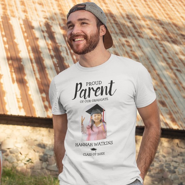 Stylish Proud Parent Kintergarten Graduation T-Shirt (Creator Uploaded)