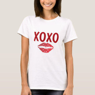 Stylish Red Colour Lip XOXO T-Shirt