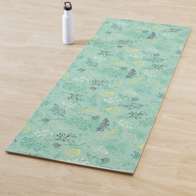 Stylish various foliage green pattern yoga mat (In Situ)