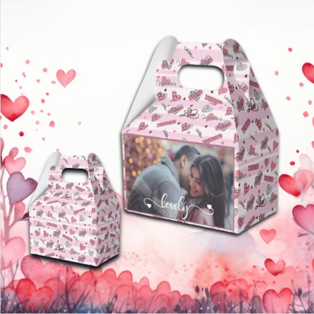 Stylish XOXO Valentine's Day Patterned Wrapping Pa Favour Box (Creator Uploaded)