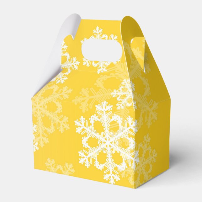 Stylish Yellow Snowflakes Modern Christmas pattern Favour Box (Front Side)