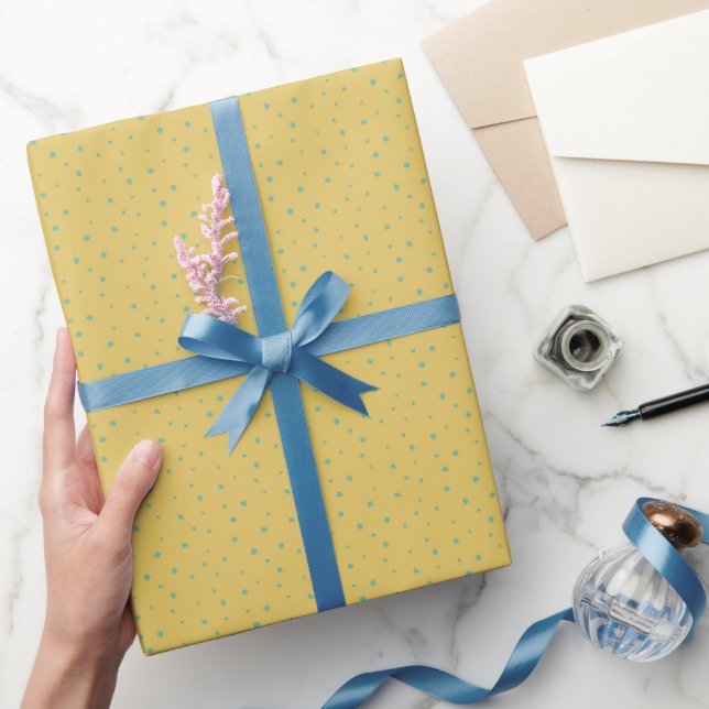 Subtle Polka Dot Pattern Wrapping Paper (Gifting)