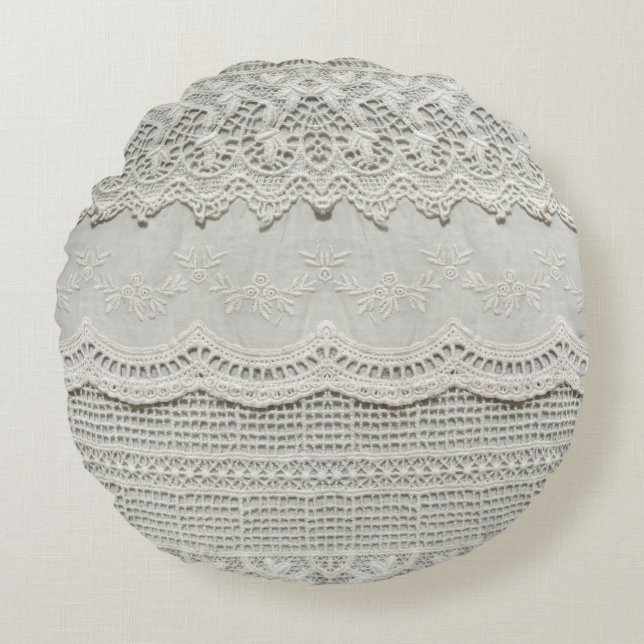 Subtle white lace, textile close-up. round cushion (Front)