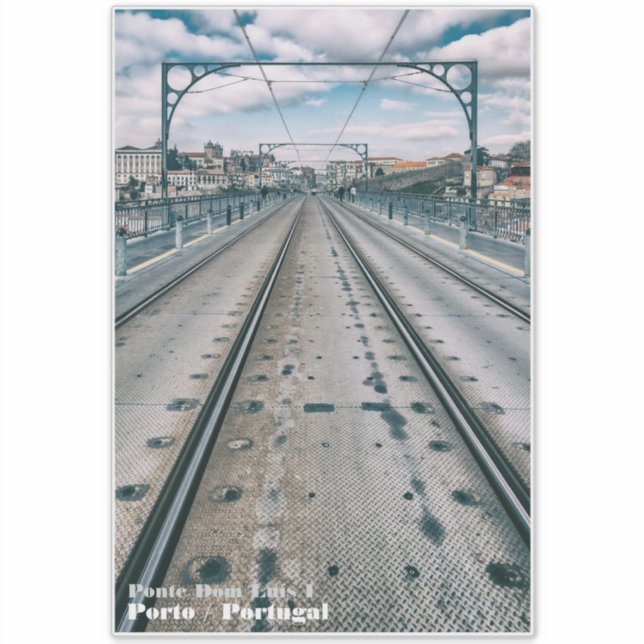 Subway railway on Dom Luis I bridge superior deck (Front)