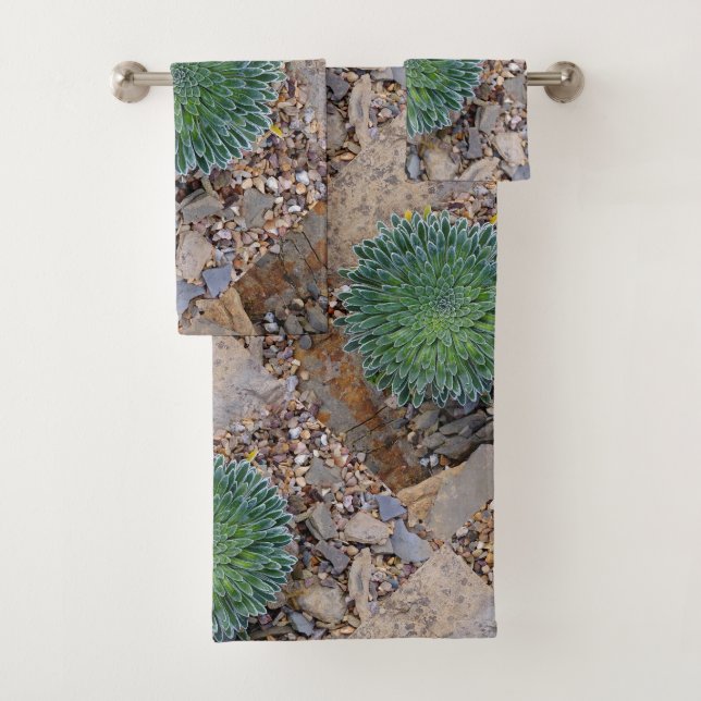 Succulent Desert plant Bath Towel Set (Insitu)