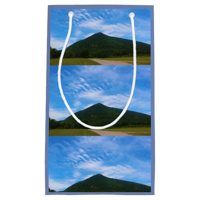 Sugarloaf Mountain Small Gift Bag (Front)