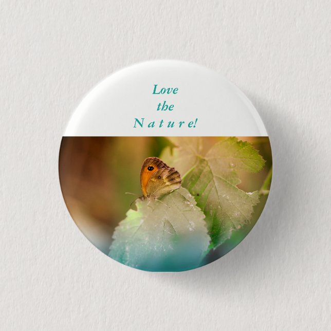 Summer butterfly on a leaf 3 cm round badge (Front)