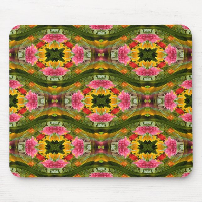 Summer Fun Garden... Mouse Pad (Front)