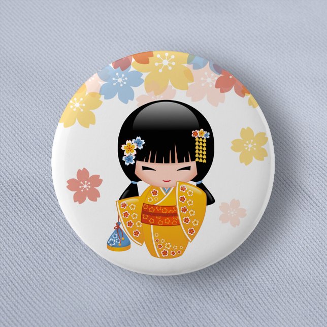 Summer Kokeshi Doll - Yellow Kimono Geisha Girl 6 Cm Round Badge (Creator Uploaded)
