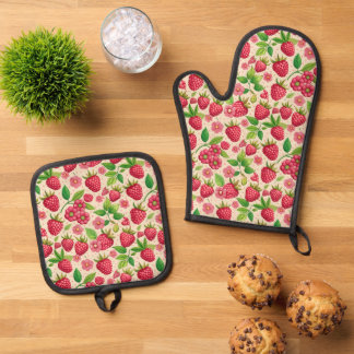Summer Raspberry Garden Botanical Fruit Pattern Oven Mitt & Pot Holder Set