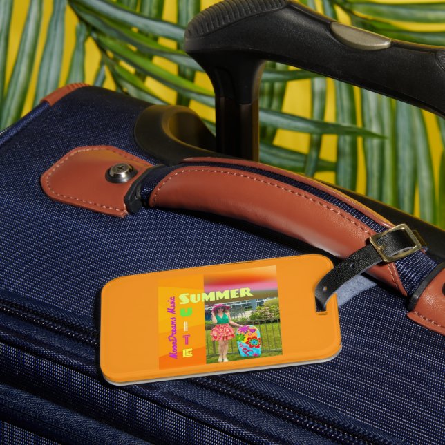 Summer Suite Luggage Tag (Front Insitu 3)