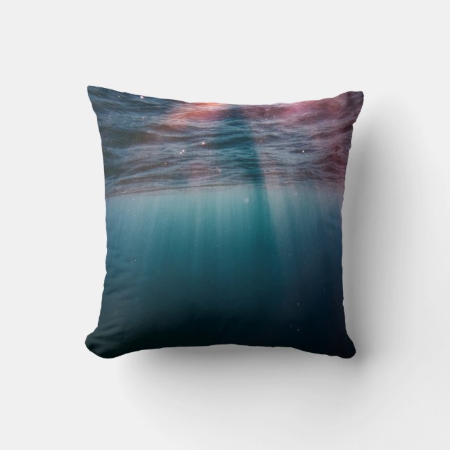 sun rays under water cushion (Front)