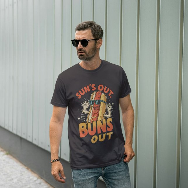 Sun’s Out Buns Out – Funny Hotdog Pun Summer BBQ T-Shirt (Creator Uploaded)