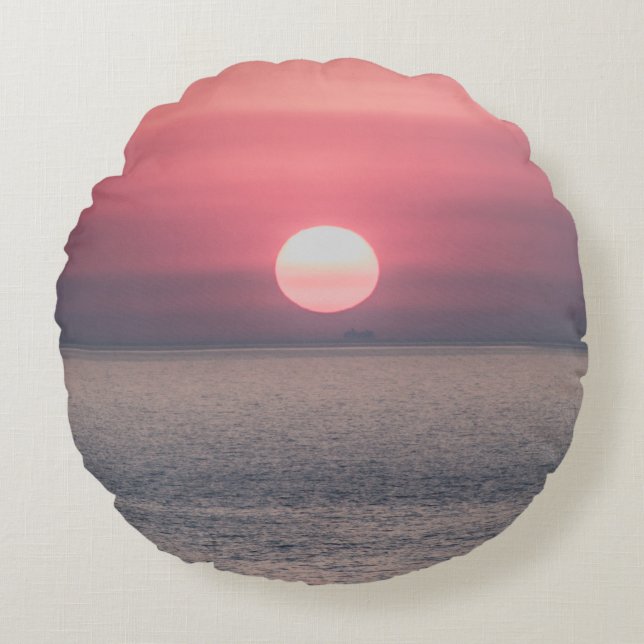 SUN SETTING ON OCEAN HORIZON ROUND CUSHION (Front)
