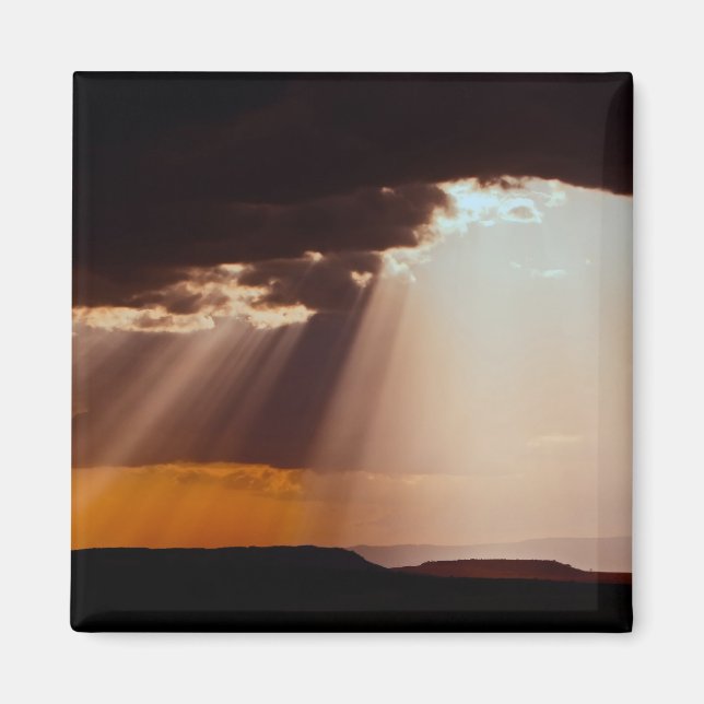 Sun setting on the Masai Mara. 2 Magnet (Front)