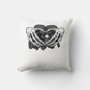Sunand~1 - Skeleton Heart Hands Cushion