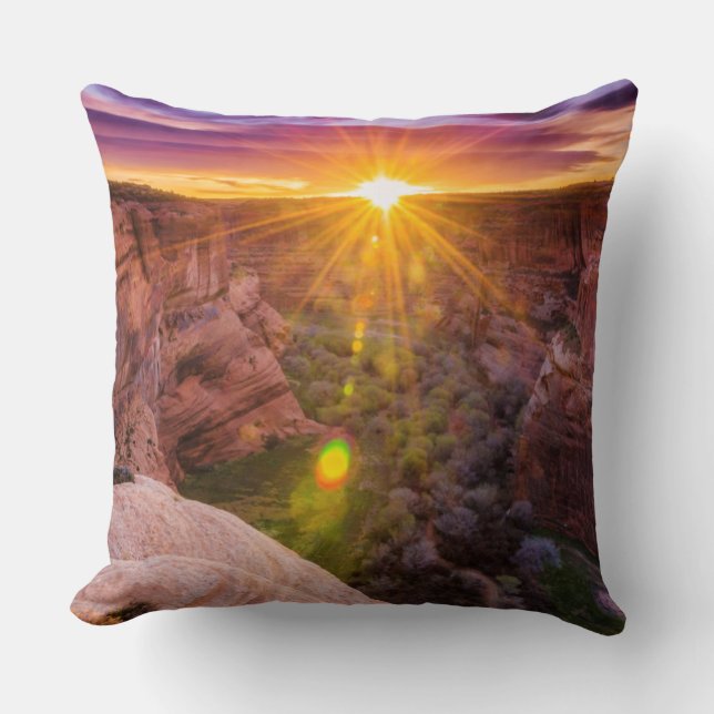 Sunburst at Canyon de Chelly, AZ Cushion (Front)