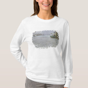 Sunday Atmosphere on the Elbe T-Shirt
