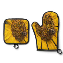 Sunflower and Bumblebee Oven Mitt Set