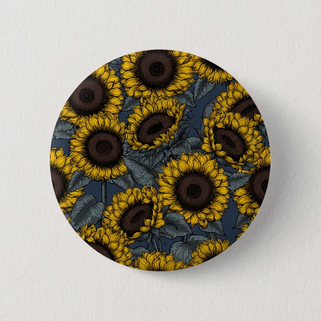 Sunflower field 2 6 cm round badge (Front)