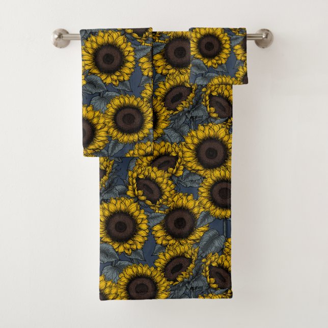 Sunflower field 2 bath towel set (Insitu)