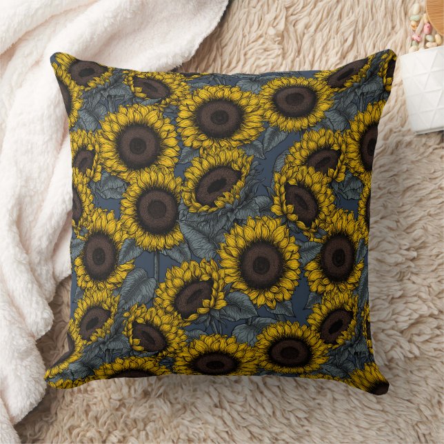 Sunflower field 2 cushion (Blanket)
