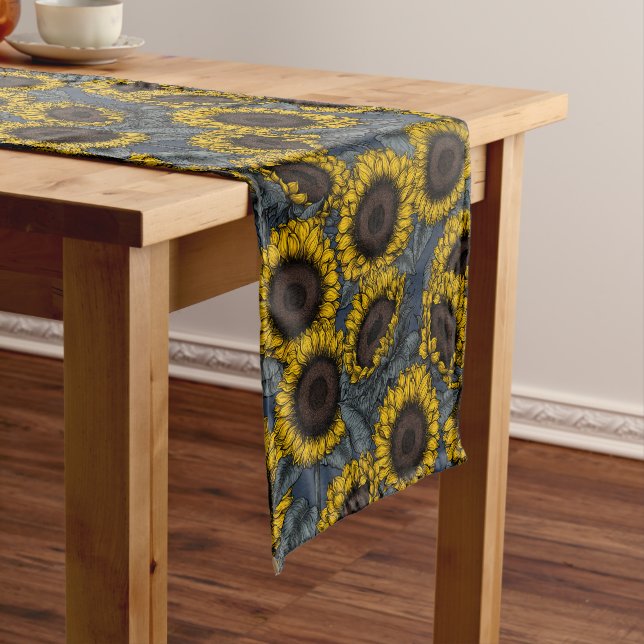 Sunflower field 2 short table runner (In Situ)