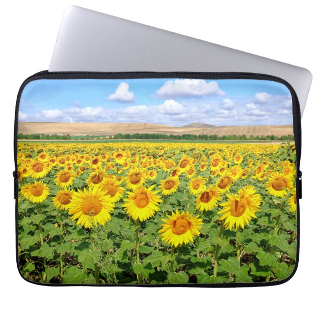 Sunflower field laptop sleeve (Front)