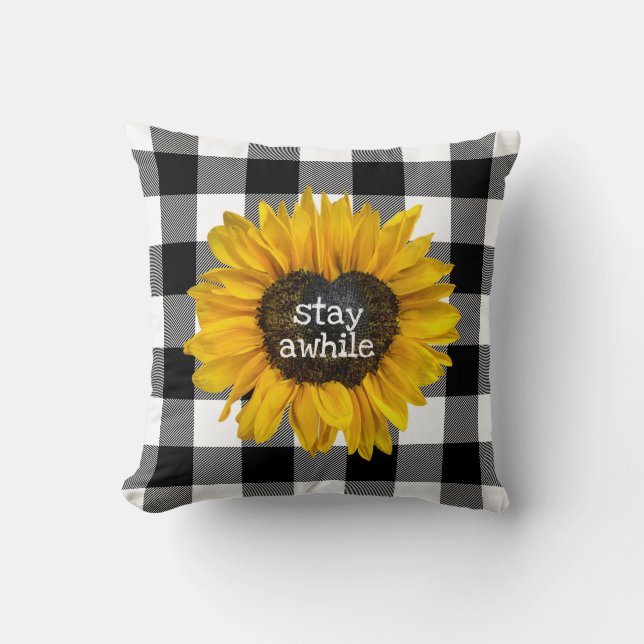 Sunflower Heart on Buffalo Plaid Cushion (Front)