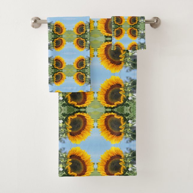 Sunflower In Sunshine Abstract Flower Art    Bath Towel Set (Insitu)