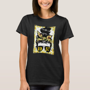Sunflower Mum Born In 1957 Birthday Gardening Woma T-Shirt
