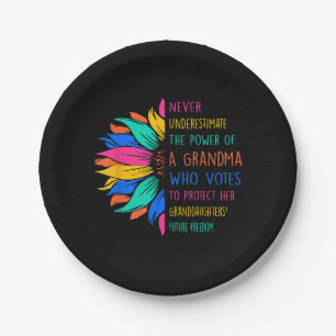Sunflower Never Underestimate The Power Of Grandma Paper Plate
