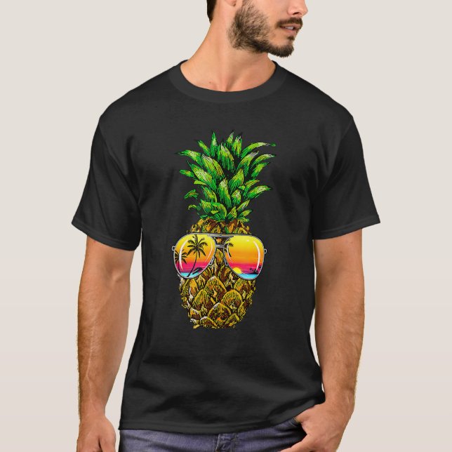Sunglasses Pineapple Aloha Hawaii Luau Hawaiian Va T-Shirt (Front)