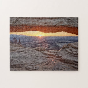 Sunrise at Mesa Arch, Canyonlands National Park Jigsaw Puzzle