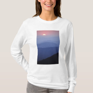 Sunrise, Southern Appalachian Mountains, Great T-Shirt