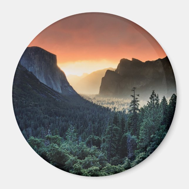 Sunrise | Yosemite National Park Magnet (Front)