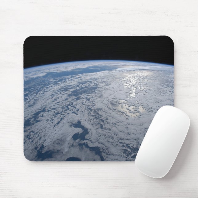 Sun's Glint Beaming On The South Pacific Ocean. Mouse Pad (With Mouse)