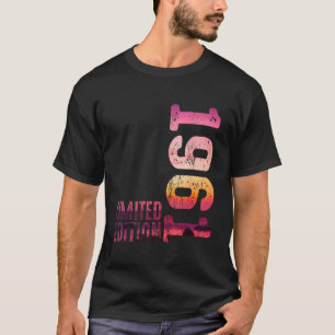 Sunset Beach Year 1961 Birth Vintage Since 1961 Re T-Shirt