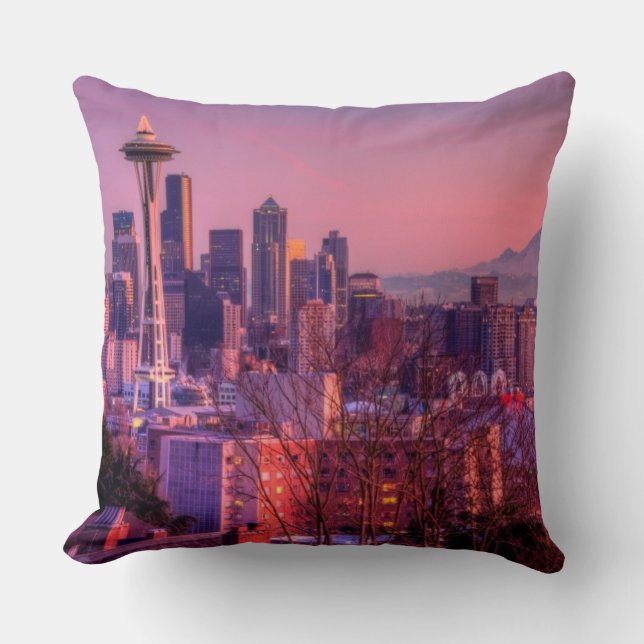 Sunset behind Seattle skyline from Kerry Park. Cushion (Front)