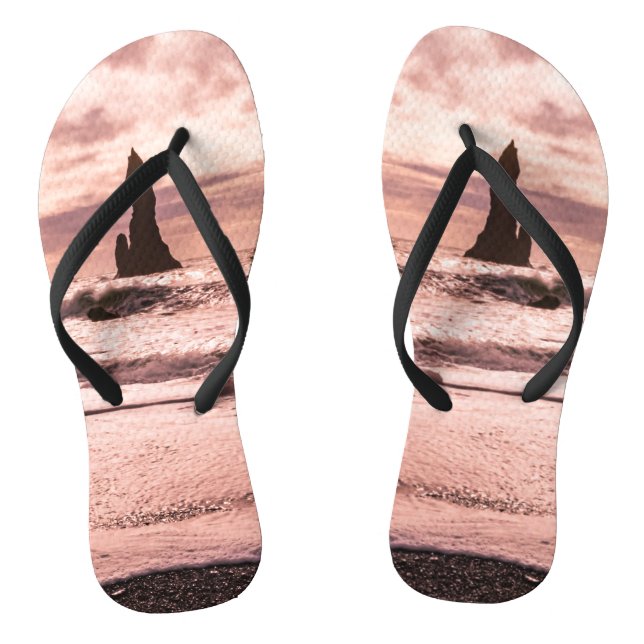 Sunset on the Reynisfjara black sand beach, Icelan Thongs (Footbed)