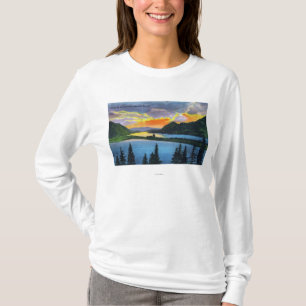 Sunset Scene on the Columbia River T-Shirt