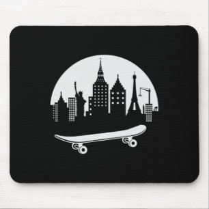 Sunset Skateboard - Cheerfully Skateboarding Weeke Mouse Pad
