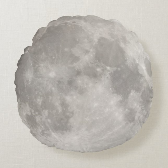 Supermoon in black sky round cushion (Front)