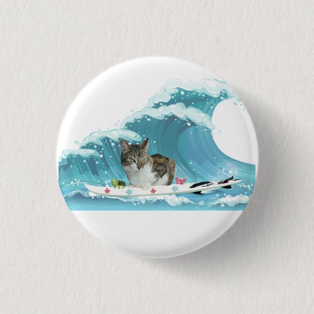 Surf Kitty Grey Tabby Rides the Wave  3 Cm Round Badge (Front)