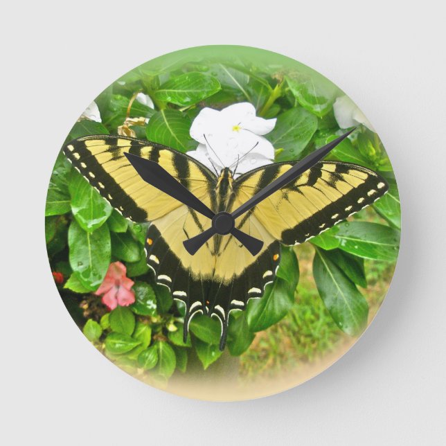 Swallowtail Butterfly - Flowers Round Clock (Front)